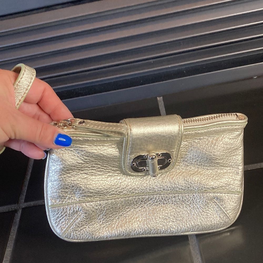 Ann Taylor buttery soft metallic leather‎ wristlet in good used condition